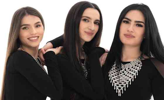 Trio Mandili