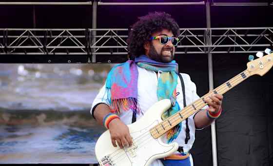 Joe Hertler & The Rainbow Seekers