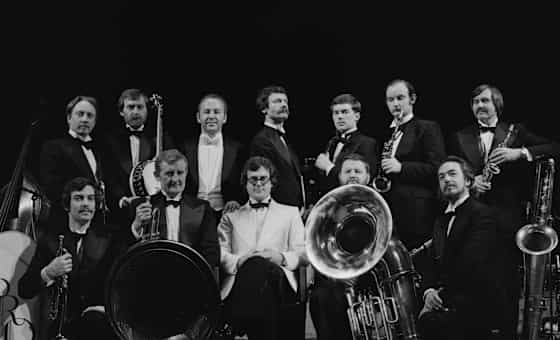 Pasadena Roof Orchestra - Puttin' On The Ritz
