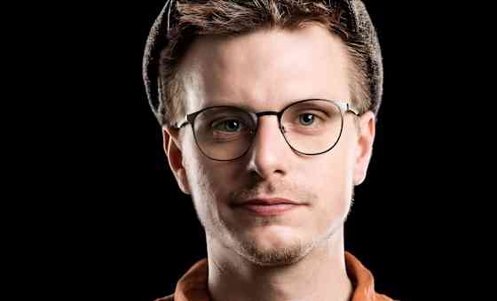 Moritz Neumeier - PUR