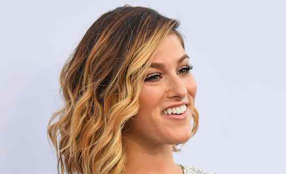 Cassadee Pope