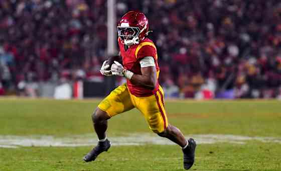 Maryland Terrapins at USC Trojans Football