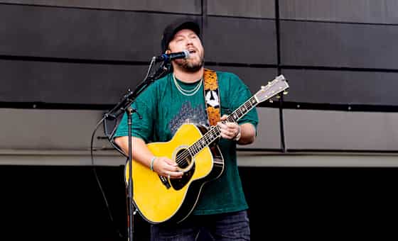 Mitchell Tenpenny