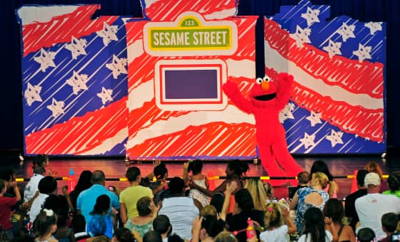 Sesame Street Live - Elmo's Got The Moves