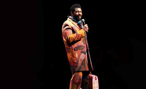 Deon Cole Live