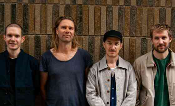 Girls In Airports - Cirkular Tour