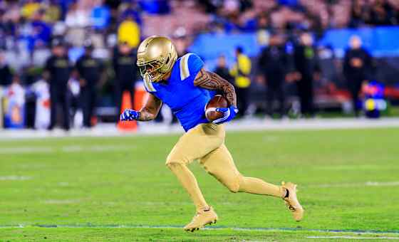 USC Trojans at UCLA Bruins Football