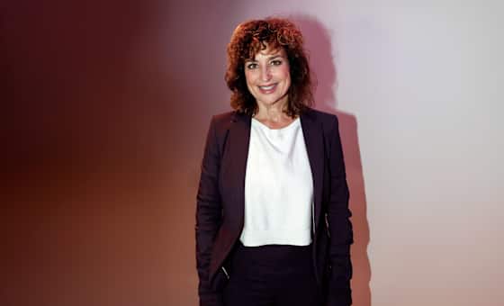 Isabel Varell - Die guten alten Zeiten sind jetzt card