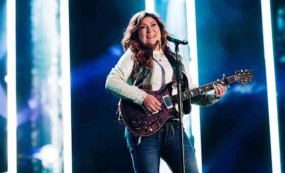 Jo Dee Messina