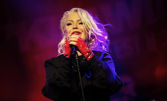 KIM WILDE - THE SINGLES TOUR 2027 card