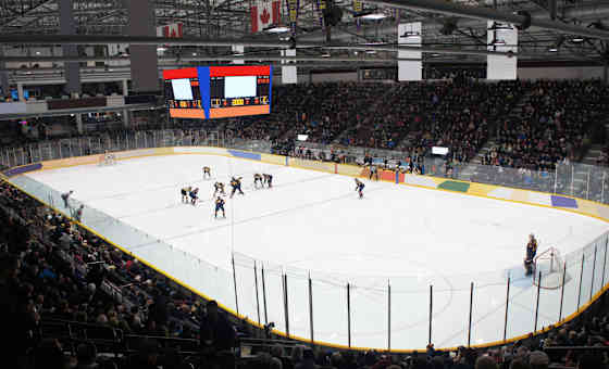 Owen Sound Attack at Barrie Colts