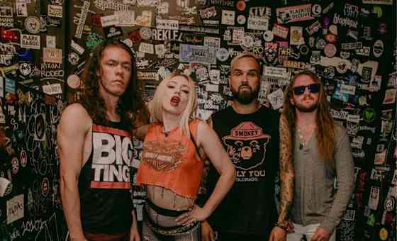 Sumo Cyco @ The Corporation