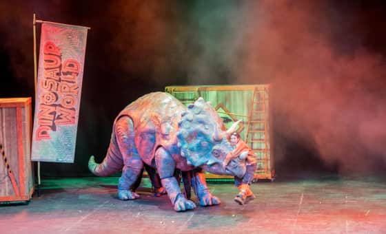 Dinosaur World Live