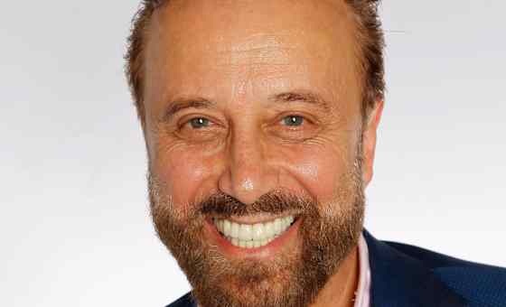 Yakov Smirnoff