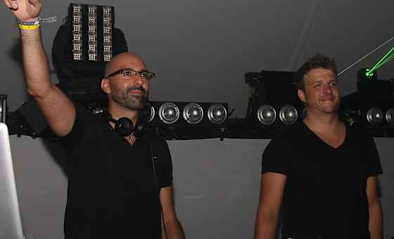 Chus & Ceballos (Cielo du Sol in Malibu)