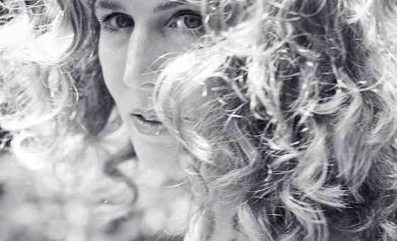Sophie B. Hawkins
