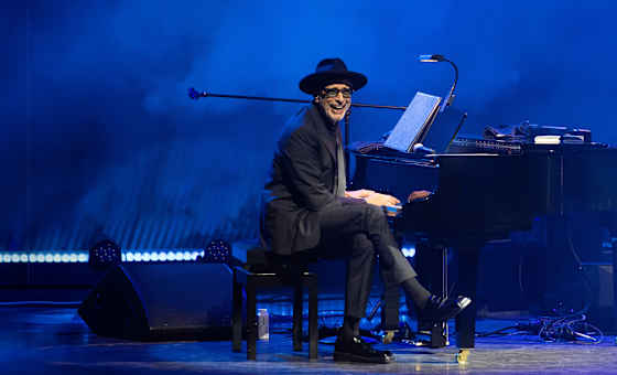 Jeff Goldblum And The Mildred Snitzer Orchestra