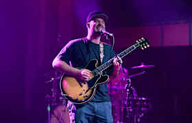 Mac Ayres Bilet