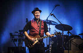 Entradas Adrian Belew