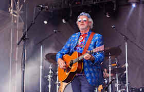 Robert Earl Keen Gruene Hall New Braunfels Tickets Sat May 17 2025 viagogo