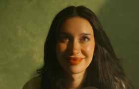 Julia Wolf Bilet