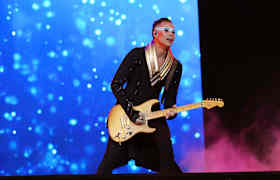 Empire Of The Sun Bilet