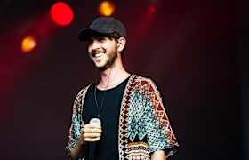 Oscar and the Wolf Bilet