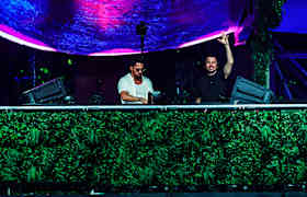 Dimitri Vegas and Like Mike Bilet
