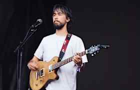 Entradas Alex G