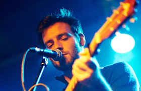 Roo Panes Bilet