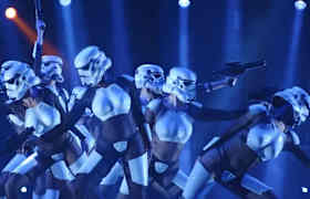 The Empire Strips Back Karten