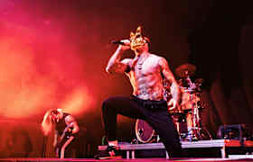 Entradas Slaughter to Prevail