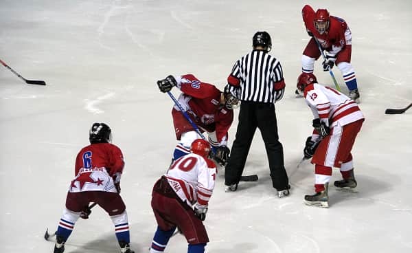 University of Minnesota Duluth Bulldogs Mens Tickets Buy or Sell