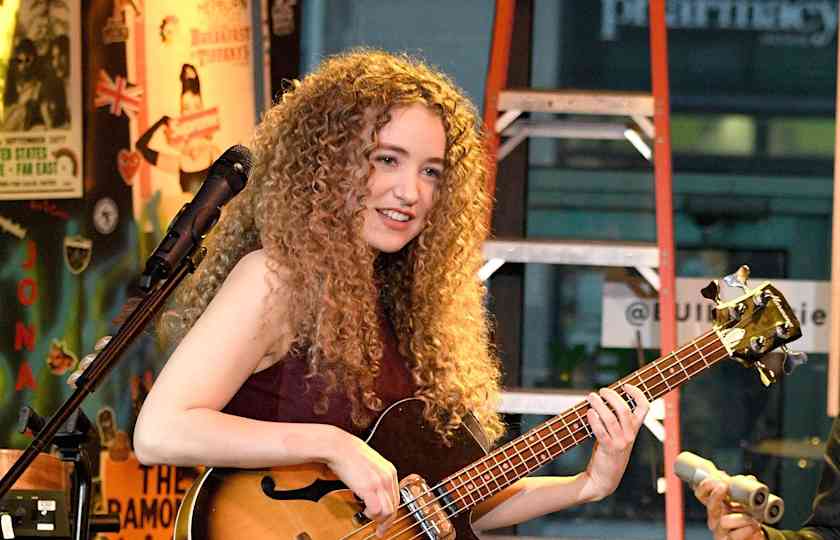 Entradas tal wilkenfeld with tom bukovac 3rd and lindsley bar grill