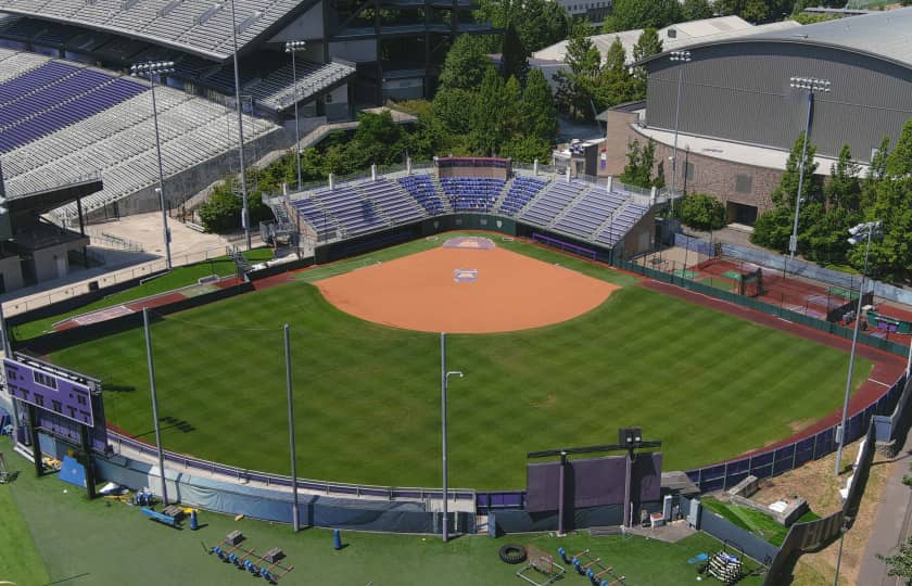 Oregon State Beavers at Washington Huskies Softball Husky Softball