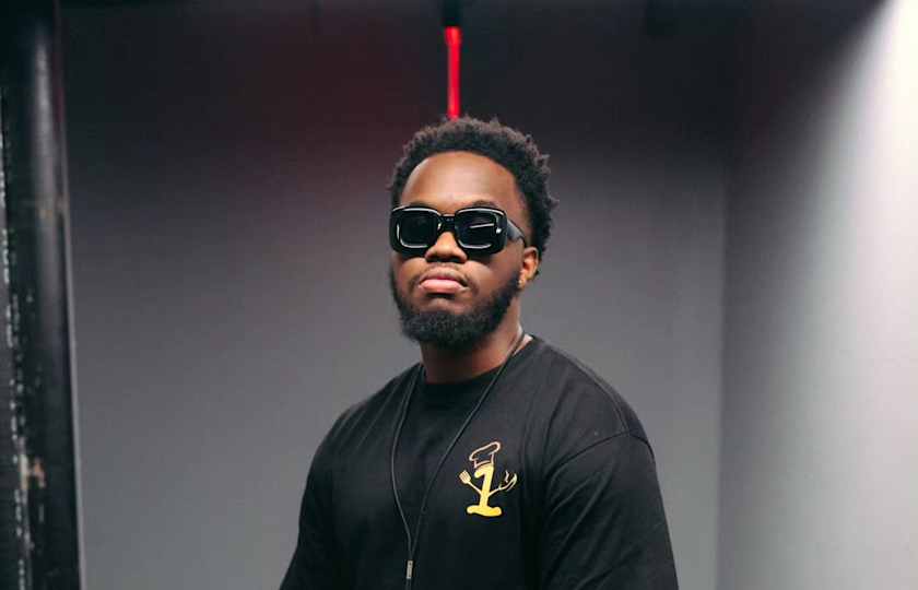 Demola the Violinist WorkPlay Theatre Birmingham Tickets Sun Feb 16