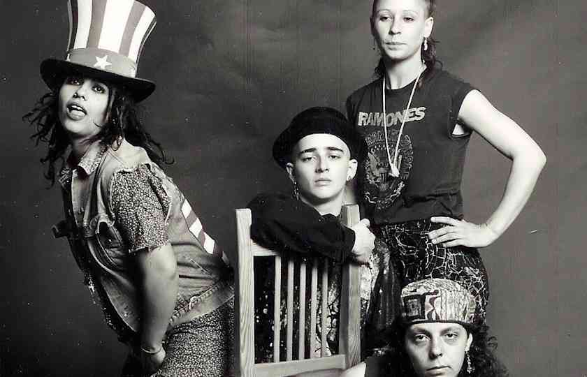 Shaky Knees Music Festival with - 6515330