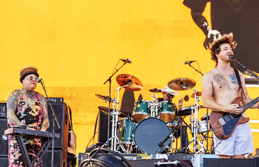 KROQ Almost Acoustic Christmas The Kia Forum Inglewood Tickets Sat Dec 14 2024 viagogo