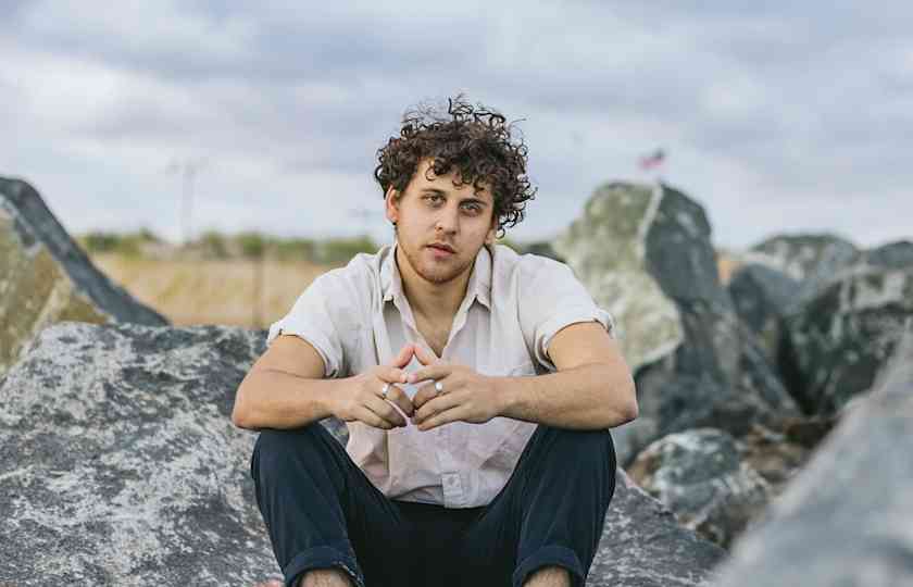 Evan Crommett