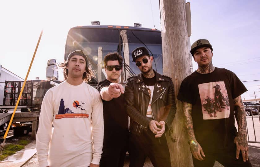 Pierce the veil 2023. Finn anders the veils. The veil hotel. The veils группа. Nux vomica the veils.