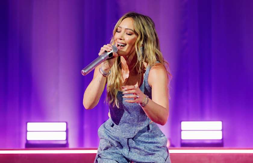 Hilary Duff Pine Knob Music Theatre Clarkston Tickets | Sat Aug 15 2026