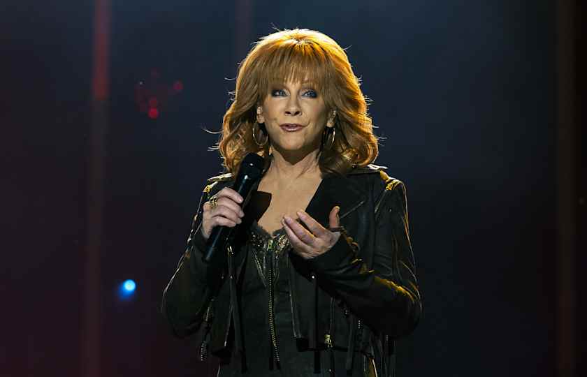 Reba McEntire Tickets | Reba McEntire Tour Dates and Concert Tickets -  viagogo