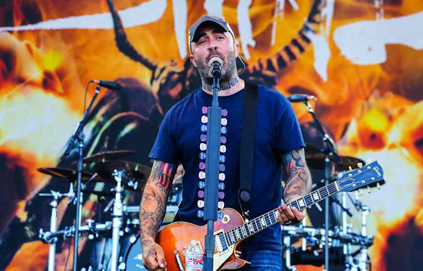 Aaron Lewis with The Stateliners Capitol Theatre Wheeling Wheeling