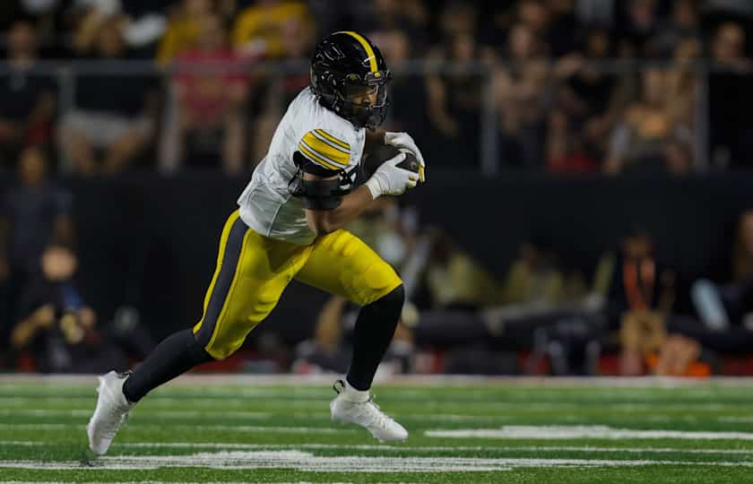 Iowa Hawkeyes Football Tickets | Buy or Sell Iowa Hawkeyes Football ...