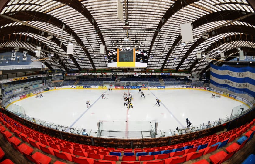 Spengler Cup 2025 Game 01 FribourgGottéron vs HC Pardubice