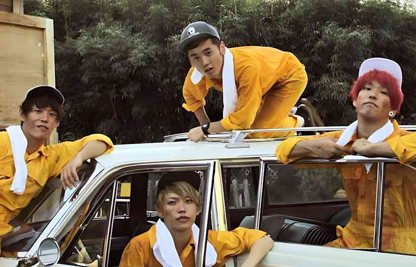 04 LIMITED SAZABYS UTOPIA visual data 2