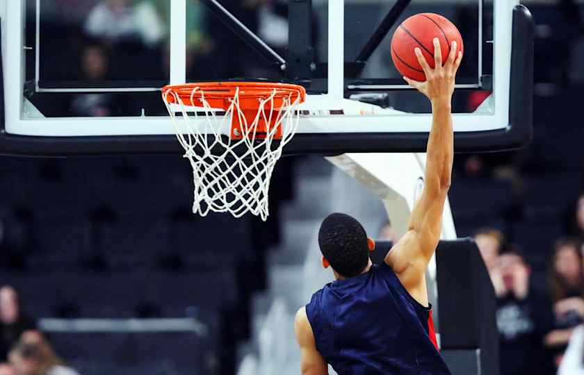 Oakland Golden Grizzlies at Robert Morris Colonials Basketball Robert