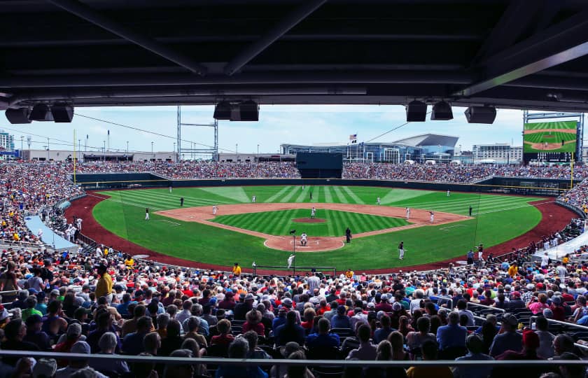 Tickets für PARKING PASSES ONLY College Baseball Series Weekend 3 3